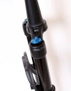 Fox 32 Float Performance Elite Boost Voorvork-Zwart 8 Fox 32 Float Performance Elite Boost Voorvork-Zwart -Fietsaccessoires Winkel 225119069 5 medium 1