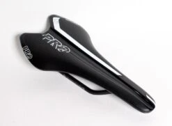 Pro Falcon Carbon Zadel-Zwart-Wit-275x132 -Fietsaccessoires Winkel sprsa0218 4 medium